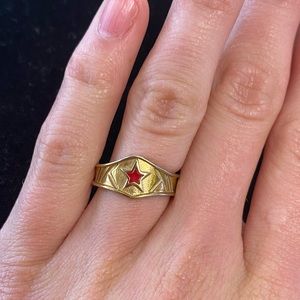 Wonder Woman tiara ring